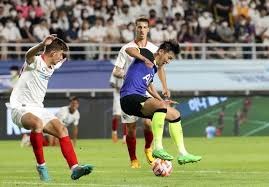 西汉姆联队长鲍文将助力球队重返英超